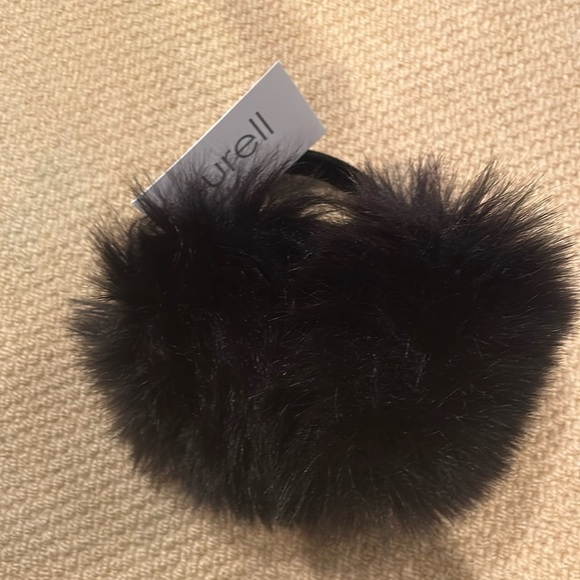 Surell Accessories - Earmuff ,band is 12 in